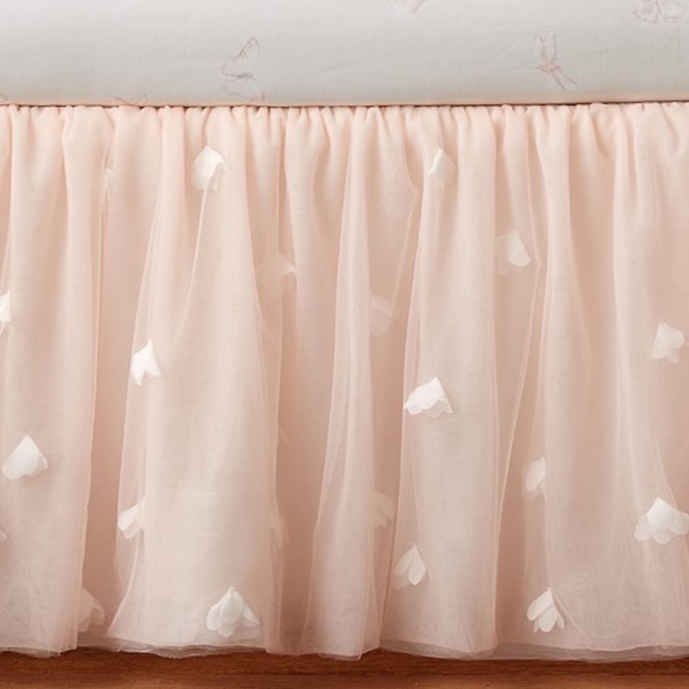 Monique Lhuillier Ethereal bedskirt size FULL by pottery barn